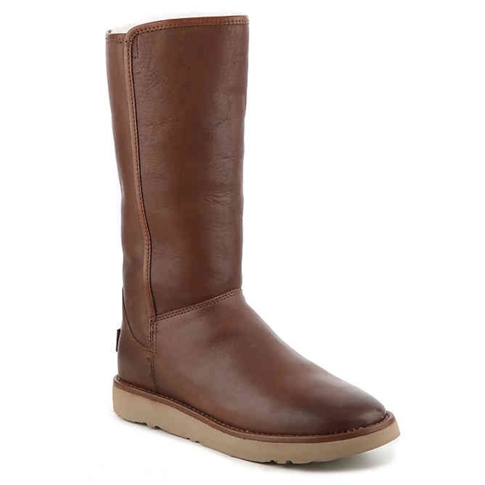 AUTHENTIC UGG ABREE ll LEATHER SIZE 9